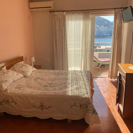 Sea View *